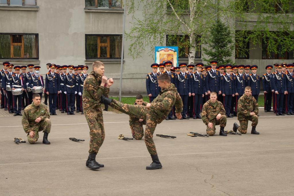 Военные училища (колледжи) России - список, требования, проходной балл