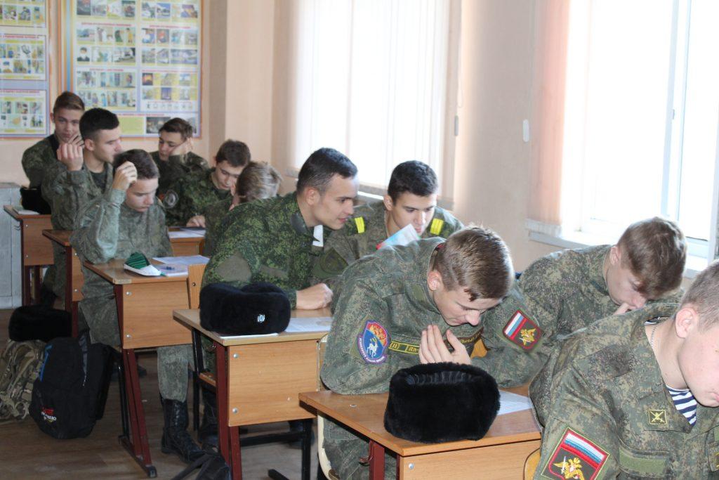 Военные училища (колледжи) России - список, требования, проходной балл