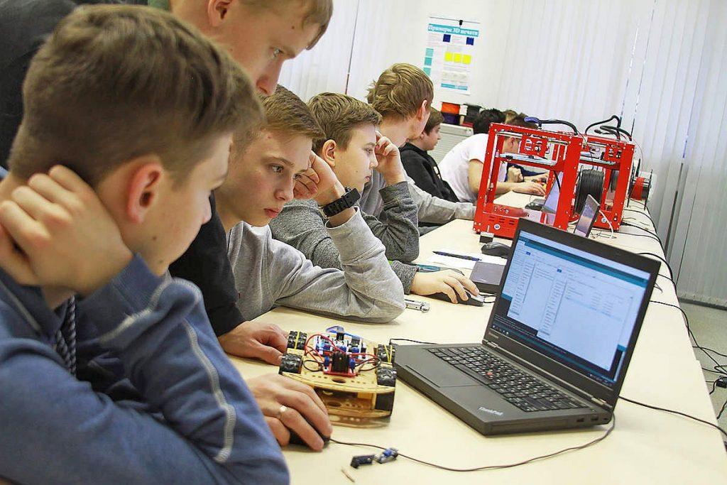 Лучшие школы робототехники для детей в Москве в 2023 году Education Robots