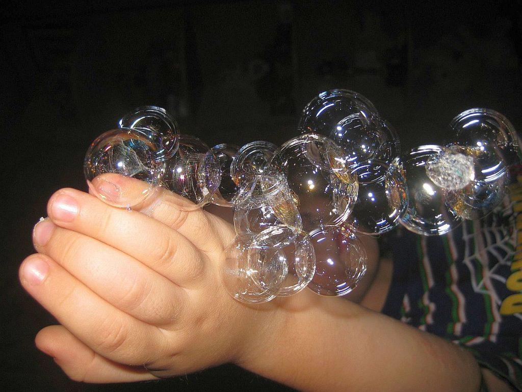 Необычные мыльные пузыри в домашних условиях Гелевые
