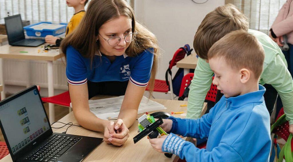 Лучшие школы робототехники для детей в Москве в 2023 году Лига Роботов